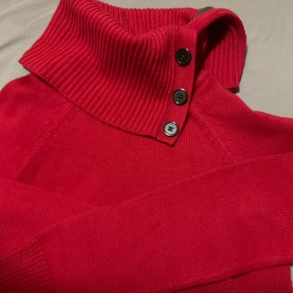 The Gap Red Turtleneck Sweater Size Small - Picture 2 of 6